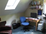 Updstairs office/bedroom